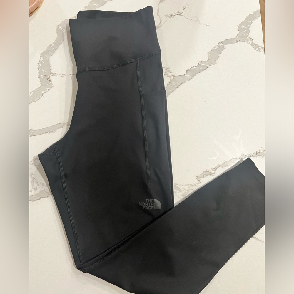 NEVER WORN The North Face Leggings w/ Pockets